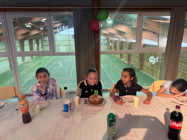 09d18274-c655-4aa4-a66a-24fa7d8aca00