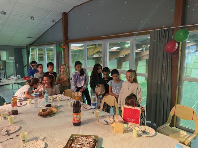 694f0305-fdd0-4cba-936d-e9b74fa8072d